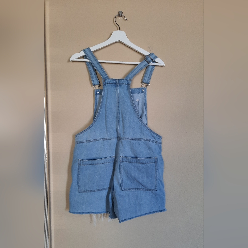Universal Thread Light Wash Denim Short Overalls - image 6